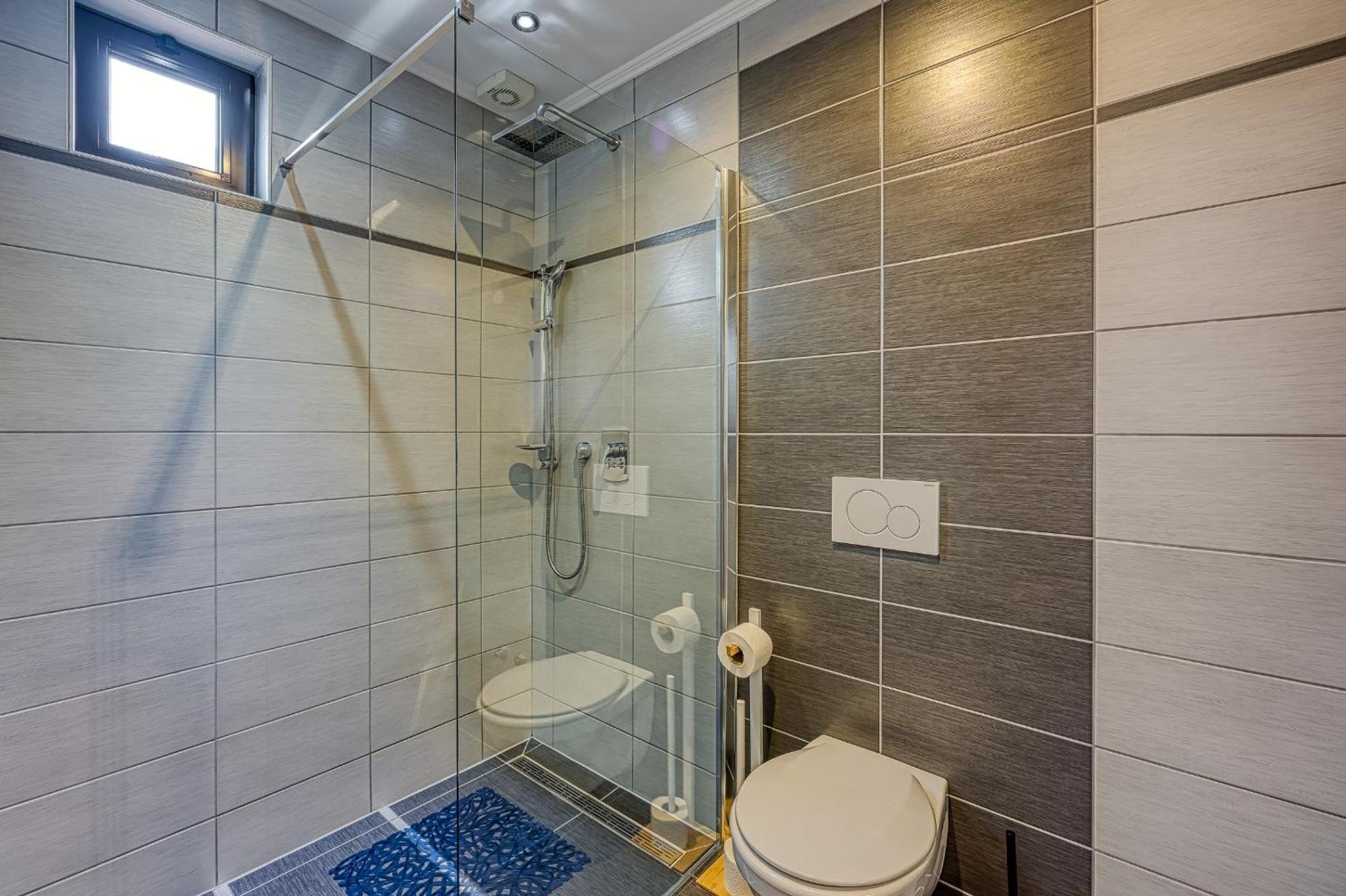 Apartments Suki Ровінь Екстер'єр фото