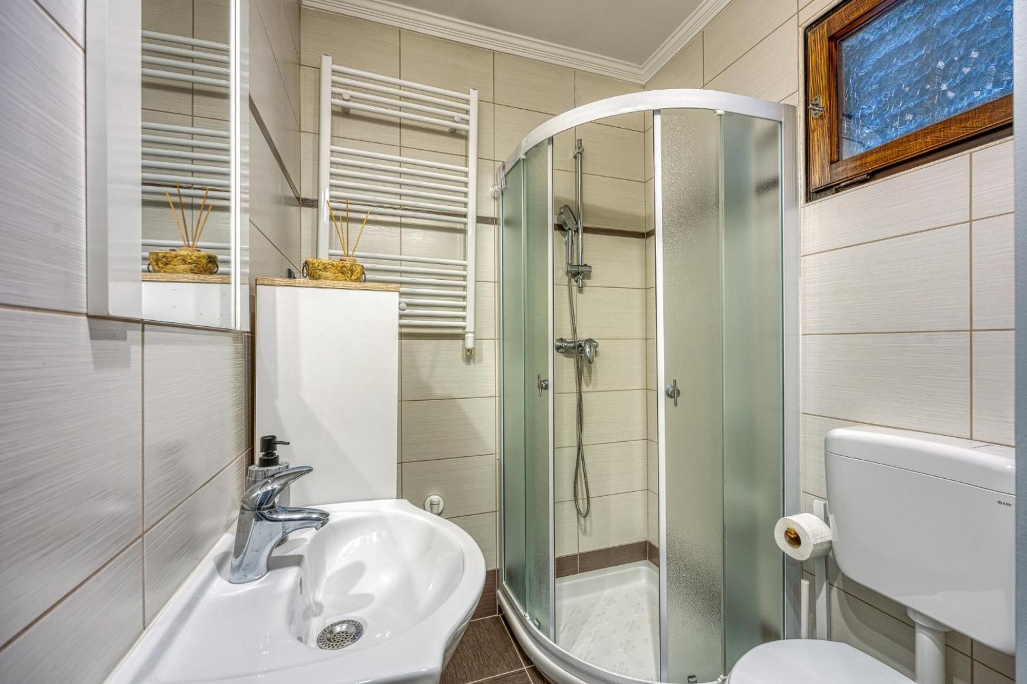 Apartments Suki Ровінь Екстер'єр фото